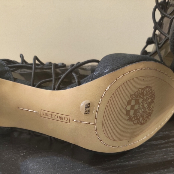Black heels Vince Camuto - Picture 5 of 5